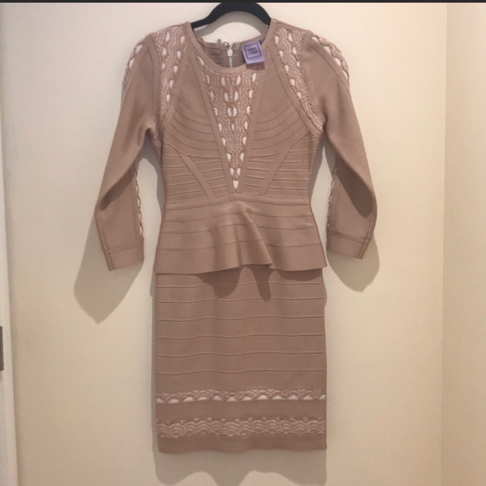 HERVE LEDGER PEPLUM DRESS - Picture 2 of 3